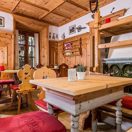 Gasthaus Babsi Сопрабольцано Екстер'єр фото